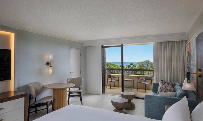 Shipyard Plantation Hotel | Your Ideal Beachfront Getaway Near Olde Town Park