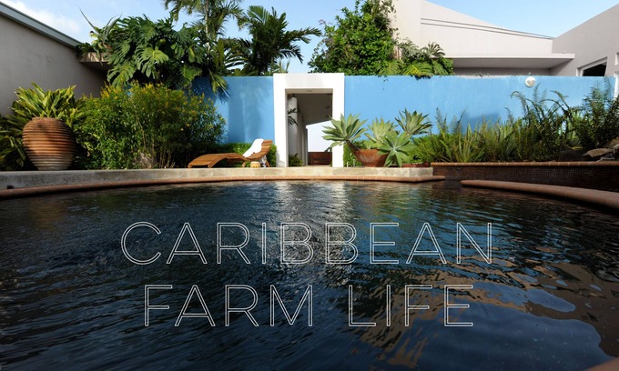 Llanos Tuna Bed & Breakfast | Relax in Casita 2: Your Ideal Farm Getaway with Pool