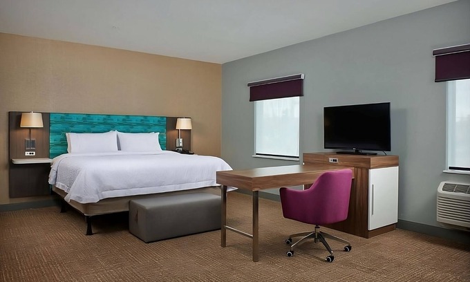 Sherwood - Tualatin North Hotel | Your Ideal Retreat: Free Breakfast, Pool & Pet-Friendly Stay!