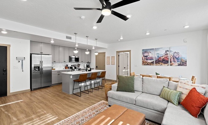 St. George Condo | Your home base for your Southern Utah Adventure! Near Zion Nat. Park/St George