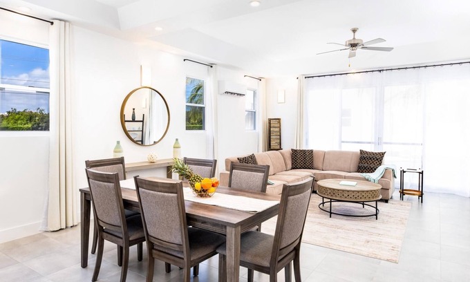 Discovery Bay Condo | Your Retreat in Paradise at Turtle Creek