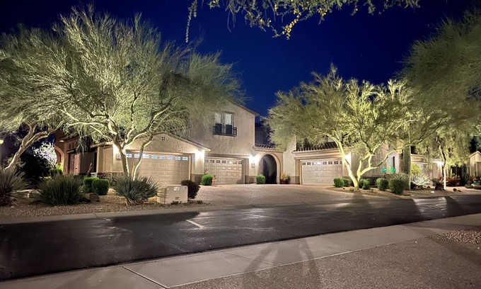 Talon Retreat House | Ideal Grayhawk Getaway in Gated Avian Community