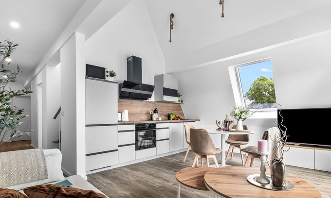 Daenschendorf Apartment | Inselfeeling Fehmarn - Modern Retreat with Oceanfront Views