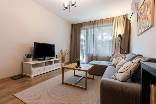 rayon Triaditsa Apartment | Your Place: Family-Friendly Retreat with Top Ratings