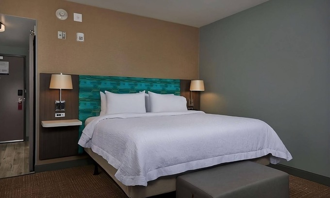 Sherwood - Tualatin North Hotel | Your Private Getaway with Free Breakfast and Indoor Pool