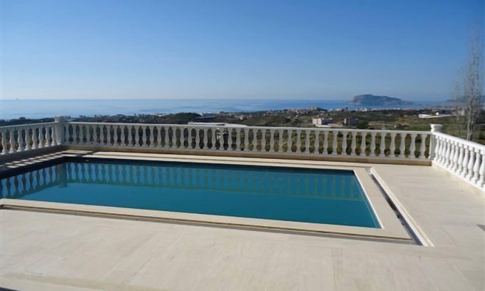 Kestel Villa | Exquisite Villa with Private Pool and Ocean View