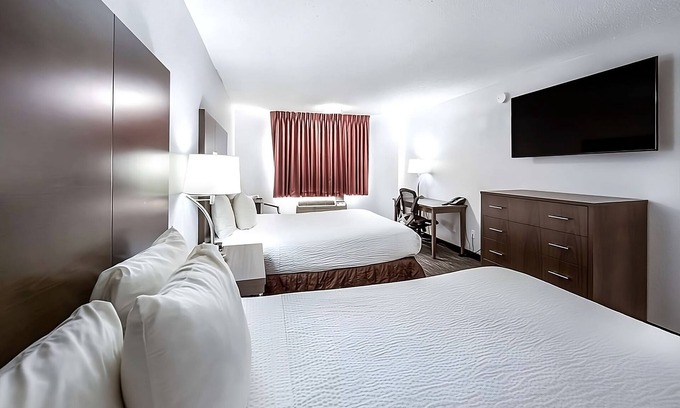 Grants Pass Resort | Relaxing Retreat: Family-Friendly Units by Reinhart Park!