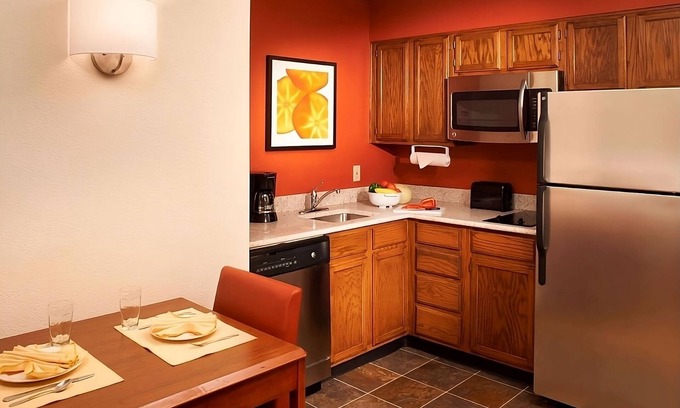 Waukegan Apartment | Your Ideal Retreat: Outdoor Pool, Pet-Friendly & Breakfast