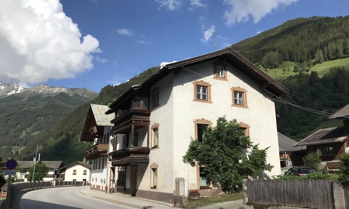Neustift Im Stubaital House | Cozy Rustic Retreat in Neustift im Stubaital with Spa