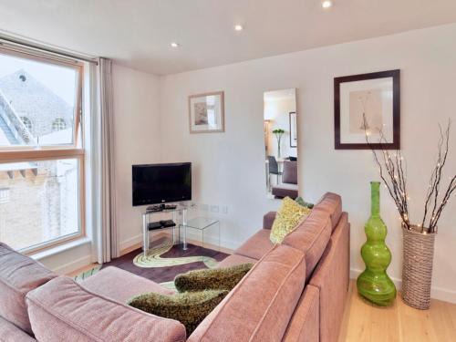 Cambridge Apartment | Pet-Friendly Your Space Apartments - Cambridge Place Awaits