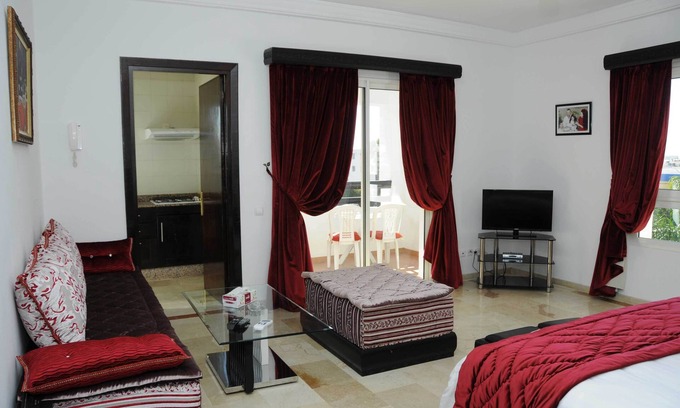 Agadir City Center Apartment | Beachside Retreat with Pool and Spa Amenities
