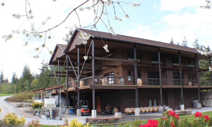 Langley Bed & Breakfast | Your Tranquil Island Getaway Starts at COMFORTS OF WHIDBEY Winery and B&B
