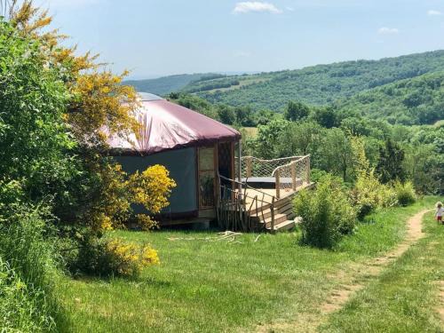 Saint-Beauzely House | Relaxing Yourte for 2-4 with Spa & Pet-Friendly Amenities
