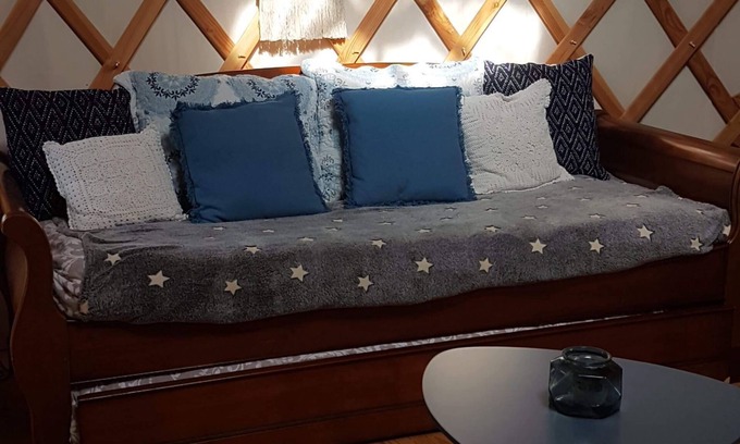 Continvoir Cabin | Unique Yourte Gite with Pool and Kitchen Amenities