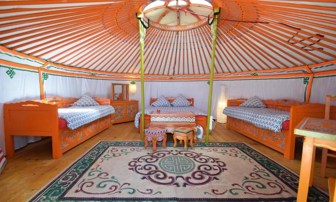 La Chapelle-Gauthier Cabin | Cozy Yourte Nomade-Lodge: Child-Friendly Getaway Awaits