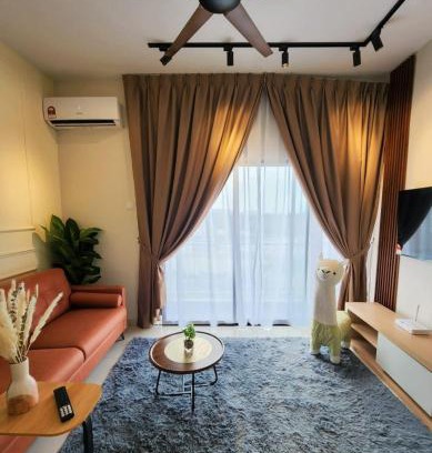 Nilai Apartment | Guest Rated: Youth City Residensi with Pool & Child Care