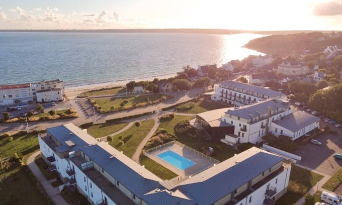 Concarneau Condo | Oceanfront Haven: Parc de la Thalasso with Pool Access