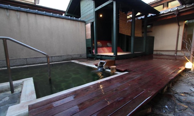 Tsukioka Onsen Hotel | Discover Yuasobiyado Akebono: Family-Friendly Retreat
