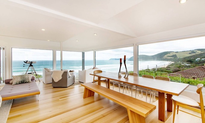 Eastern View House | Unforgettable Oceanfront Stay at Yumba Awaits You