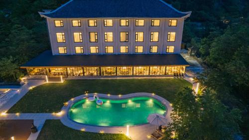 Muyuzhen Hotel | Yunfu Mid Hill Resort Hote