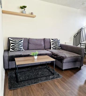 St. Davids House | Yuriko: Family-Friendly Retreat with a Perfect 10/10 Rating