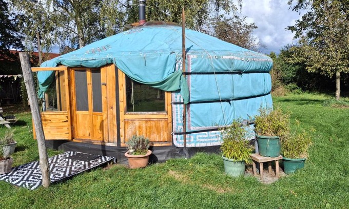 Baexem Other | YURs: Guest Rated 9.6 with Pet-Friendly Amenities