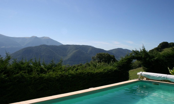 Vif Cottage | Yurt Retreat with Pool & Scenic Views - 10/10 Rated Stay