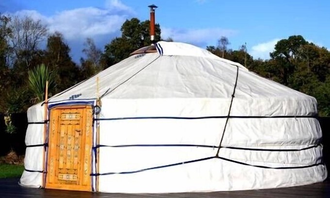 Saint-Benoit-des-Ondes Ski Chalet | Discover Cozy Yurts Near Saint Malo & Mont Saint Michel