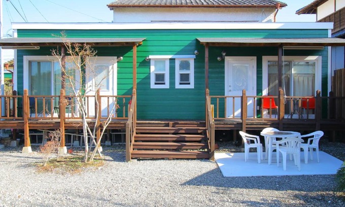 Mifune-machi House | Welcoming Yuuwa Guesthouse: Family-Friendly with Breakfast