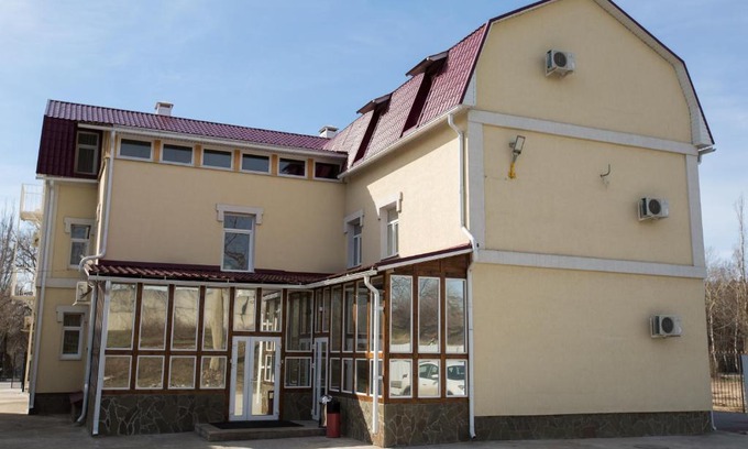 Novovoronezh Hotel | Yuzhny Hotel: Budget-Friendly Stay with Great Reviews