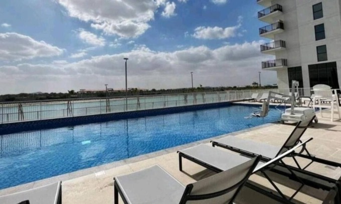 Abu Dhabi Apartment | Cozy Ywe B3 601 - One Bedroom Apartment for Family Stays
