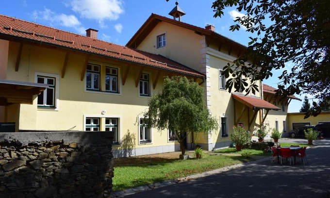 Hluchov House | Discover Zámeček nad Běleckým Mlýnem: Pet-Friendly Retreat