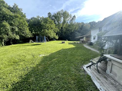 Kerkaszentkiraly House | Relax at Zöld orom vendégház with Oceanfront Views
