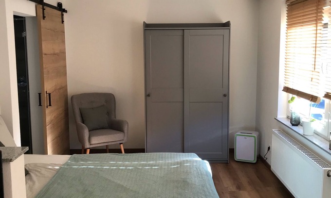 Hutterscheid Apartment | Discover Z'App: Guest Rated 10/10 with Family-Friendly Perks