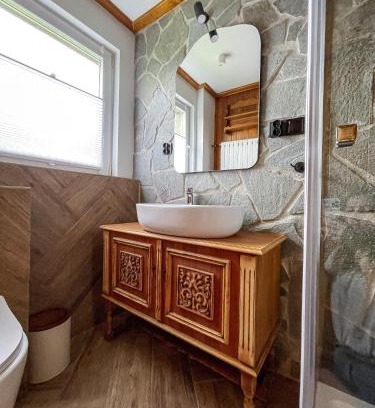 Zakopane Apartment | Discover Dom Gościnny U LEONA: Pet-Friendly Retreat