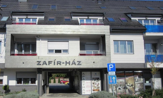 Sarvar Apartment | Premier Zafír Sziget Apartman with Ocean View & Spa