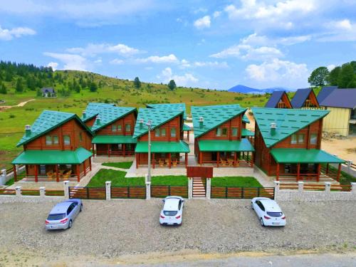 Razvrsje House | Family-Friendly Zagrad Homes: 4-Star Stay in Zabljak