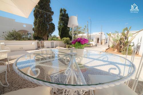Torre Suda House | Discover Zaira House: Pet-Friendly Oceanfront Escape