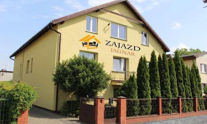 Trzcianka Hotel | Kid-Friendly Retreat at Zajazd Jagnar - Rated 8/10!