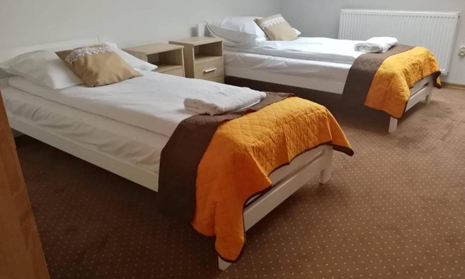 gmina Połaniec Bed & Breakfast | Pet-Friendly Zajazd Promyk with Breakfast & Family Amenities