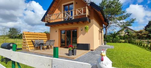 Wierzchucino House | Tranquil Retreat: Zakątek Ciszy - 4-Star Pet-Friendly Stay