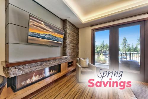 Lakeside Park Apartment | Experience Zalanta 220: Pool View and Beachfront Bliss