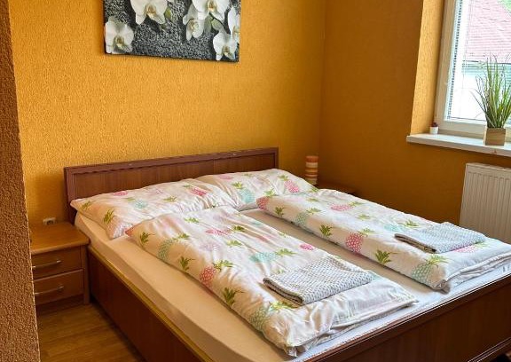 Cerveny Klastor House | Highly Rated Zamagurský dom with Private Pool & Family Amenities