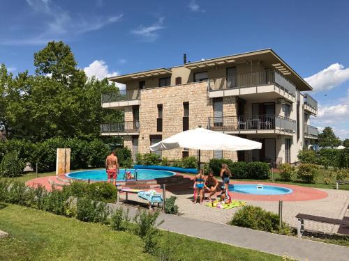 Zamardi Apartment | Unforgettable Getaway at Zamardi Resort with Ocean Views