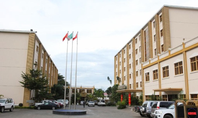 Lusaka Hotel | Pet-Friendly Zambia Golden Peacock Hotel with Pool Access