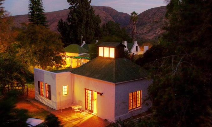 Studtis House | Cozy Zandvlakte Guest Farm: Family-Friendly Retreat with Pool