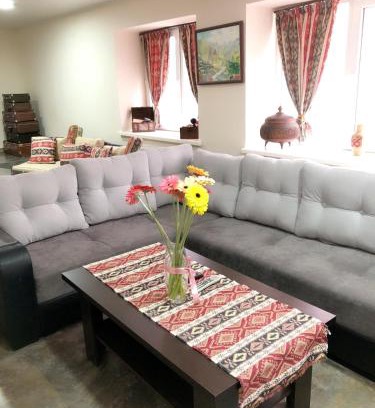 Goris Hotel | Discover Zanger Hotel: Rated 9/10 with Pool & Hot Tub