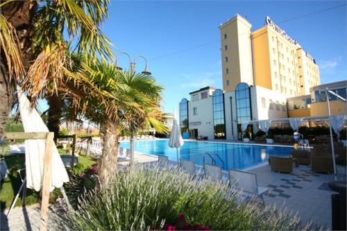 Centergross Hotel | Experience Comfort at Zanhotel Centergross - 4 Stars