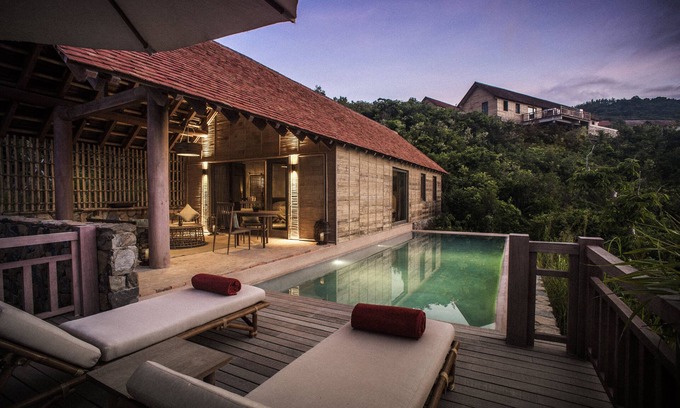 Xuan Canh Hotel | Elegant Zannier Bai San Ho: Ocean View & Spa Retreat