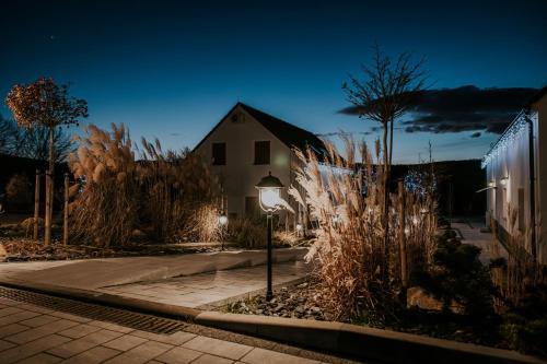 Głuchołazy Apartment | Unforgettable Getaway at Zapomniany Zdrój - Rated 10/10